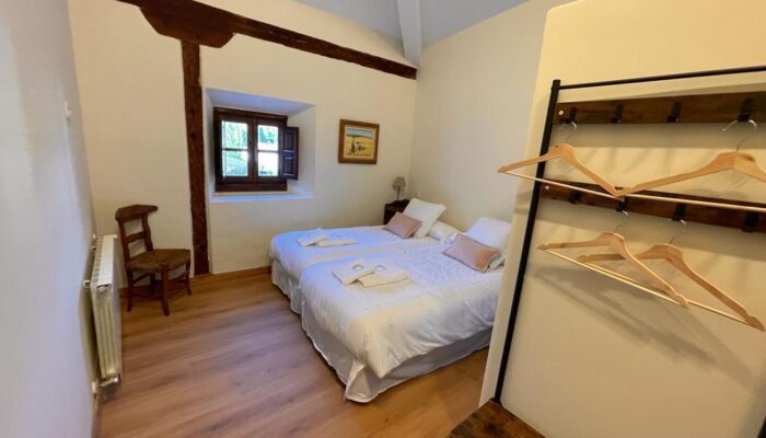 dorm doble dorm doble